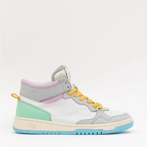 Oncept Philly mid-top sneakers.